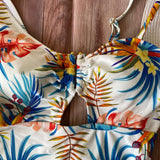 Monokini Vuelo y Tirante Blanco con Hojas