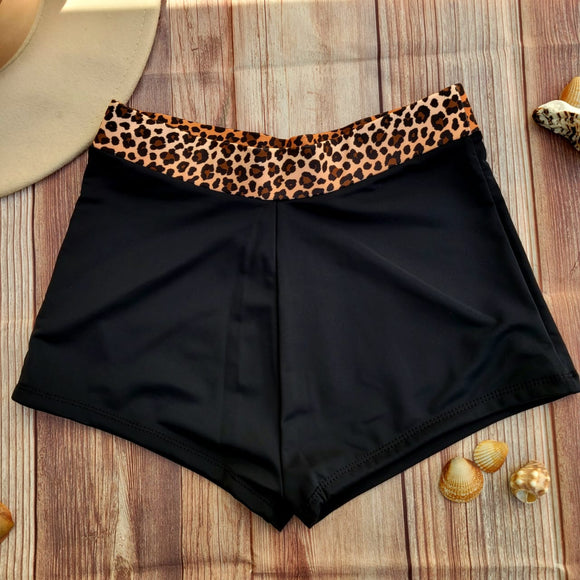 Short de Niña DESIRE Negro con Pretina Leopardo