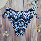 Bottom de Bikini Niña DESIRE con Aberturas ZigZag Blanco y Negro