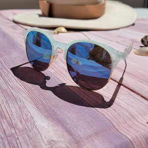 Gafas de Sol Celestes y Dorados