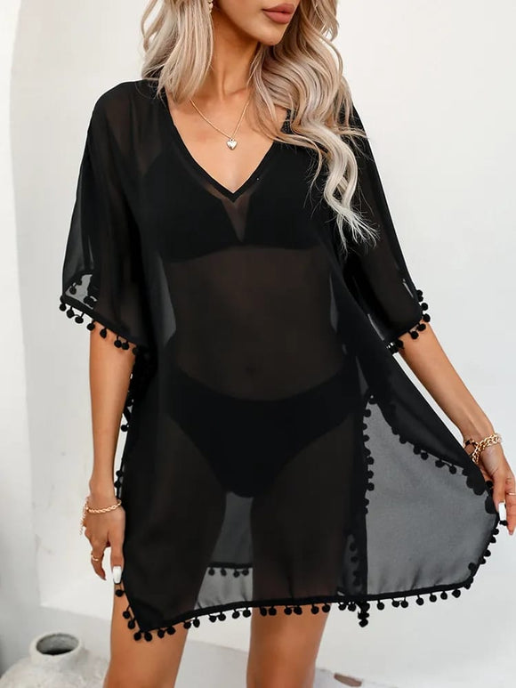 Salida Vestido Corto Negro con Pompones